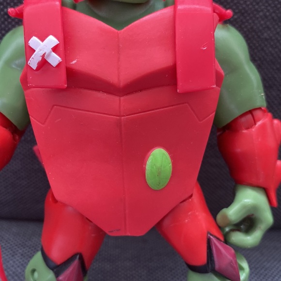 Hotwheels Teenage Mutant Ninja Turtles Party Wagon and Action Figure - Picture 6 of 8